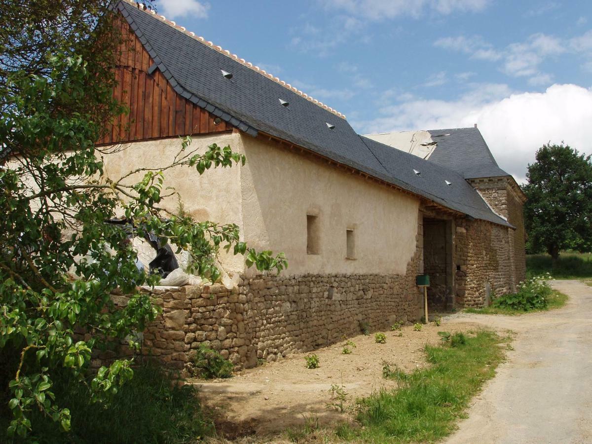 Gite Et Chambres De La Porte Du Parc Les Iffs Exterior foto